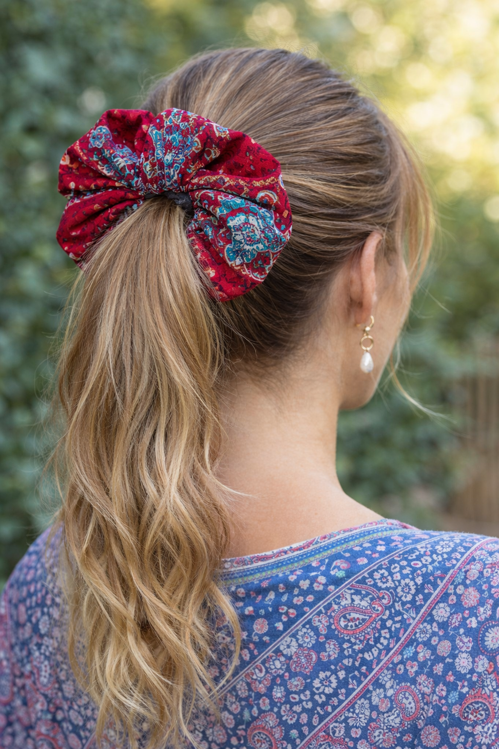 Red Moon Shell Hair Scrunchie Ties