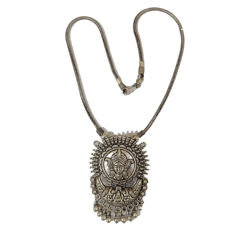 Bohotusk Shiva Crest With Tassle Design Pendant Necklace